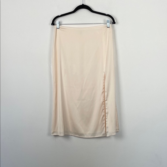 Backyard Rose Satin Romanic Elegant Cream Women M Midi Slit Front Classic Skirt - Picture 2 of 10